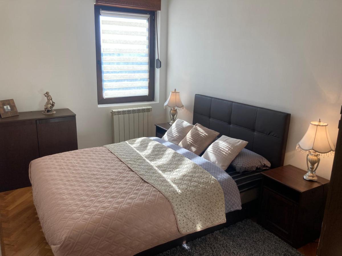 Ferienwohnung Rajana , Beograd - Hram Svetog Save Exterior foto