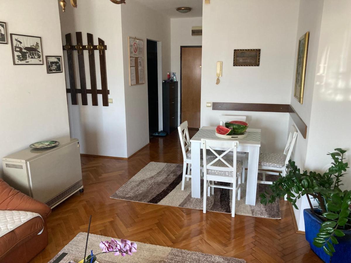 Ferienwohnung Rajana , Beograd - Hram Svetog Save Exterior foto